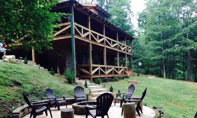 Dial Cabin | Real Log Cabin Blue Ridge GA Family & Couples Getaway with fireplaces & hottub