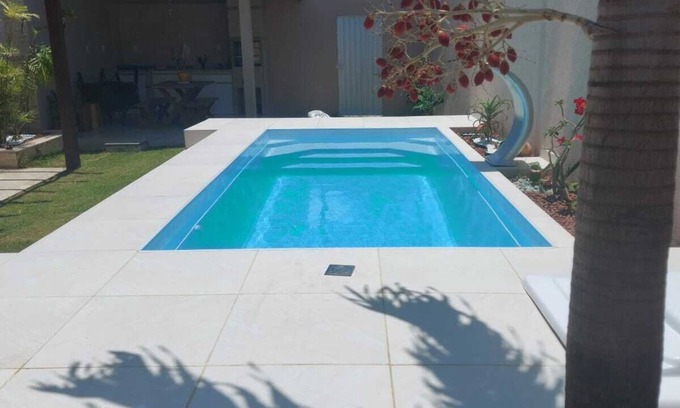 Jaua House | Recanto da Sulla, Seu Refúgio Perfeito: Piscina Privativa, Área Gourmet e Charme