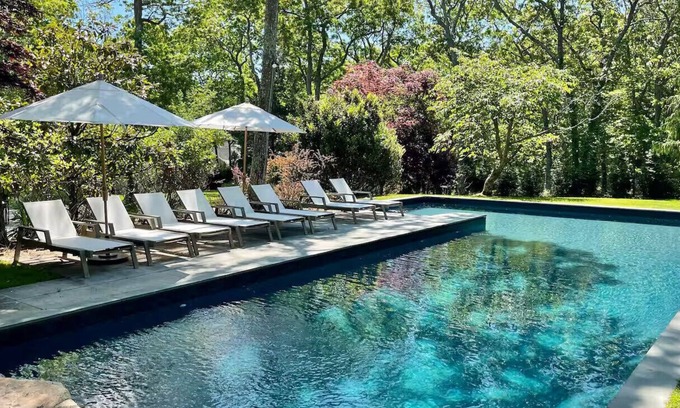 Springs House | Recently Renovated Designers Oasis in East Hampton, Close to Beaches, Great.