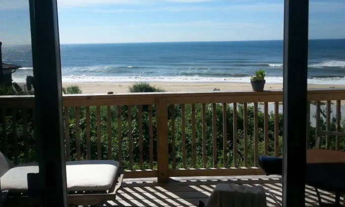Montauk Apartment | Recharge at our Renovated ocean front unit