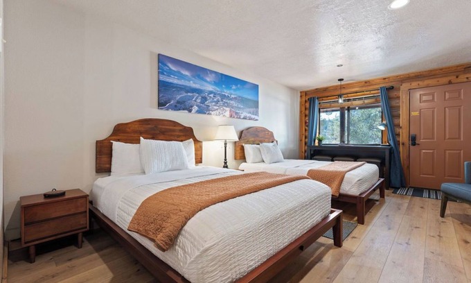 Duck Creek Village Hotel | Red Rock Escape Double Queen Zion & Bryce