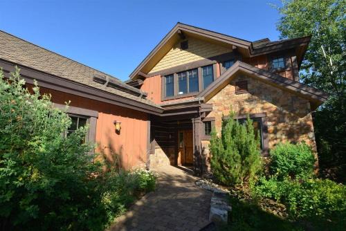 McCall House | Red Tail on the River by Casago McCall - Donerightmanagement
