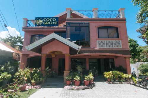 Dauis Hotel | RedDoorz at Coco Grove Tourist Inn