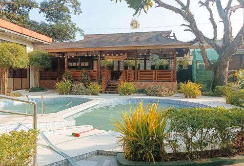 San Isidro Resort | RedDoorz at Covelandia Garden Resort Nueva Ecija