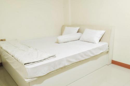 Tanjung Uban Hotel | RedDoorz at Wisma Nadin 2 Bintan Utara