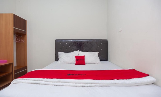 Rajabasa Hotel | RedDoorz @ Jalan Urip Sumoharjo Lampung 2