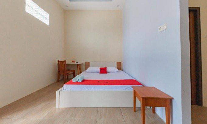 Palangkaraya Hotel | RedDoorz @ Jln Temanggung Tilung Palangkaraya