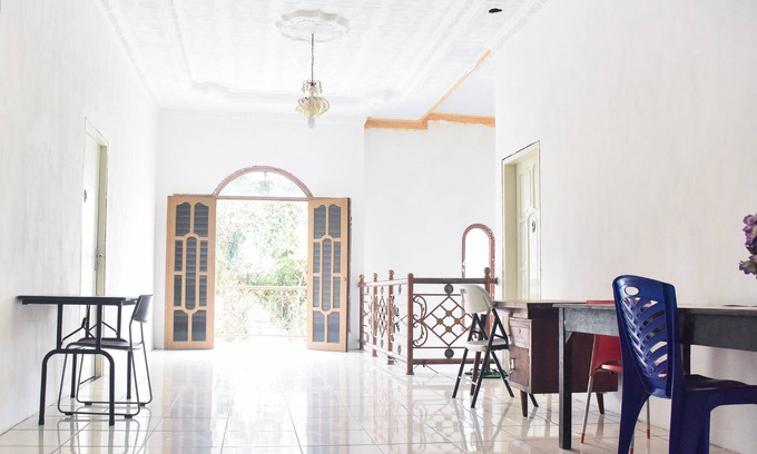 Marusu House | RedDoorz near Sultan Hasanuddin Airport 2