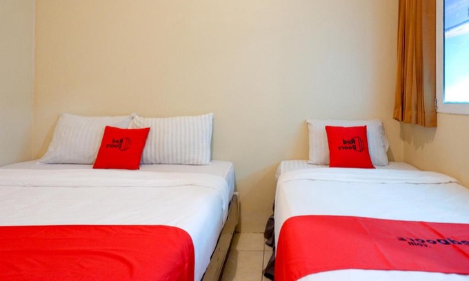Semarang Hotel | RedDoorz near Universitas Diponegoro Semarang 2