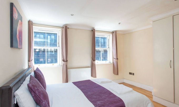 South Bank Apartment | *Reduced* Southwark Two Bedroom Apartment
