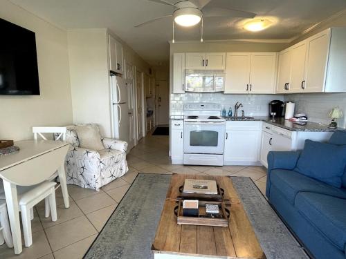 Hilton Head Apartment | Reel Paradise-Beautiful escape! Bikes & Chairs