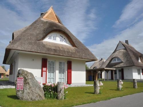 Fuhlendorf House | Reetdachhaus am Bodden mit Sauna, cleaning included