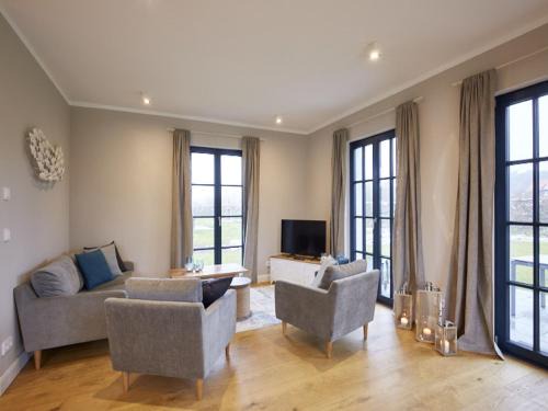 Dranske House | Reetland am Meer - Superior Reetdachvilla mit 2 Schlafzimmern F02