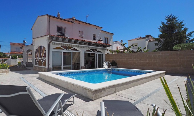 L'Escala House | Ref. SANT BRIU 5: House with private pool with Wifi at 450m of the beach.