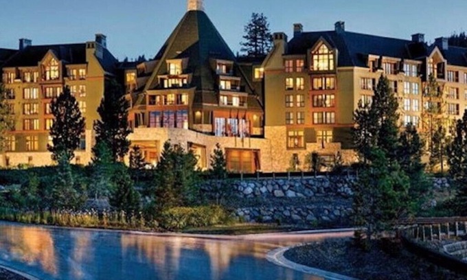 Truckee Condo | Refined and spacious three bedroom at Ritz Carlton Club, Lake Tahoe, Ski Resort!