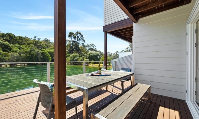 Margaret River Villa | Reflection