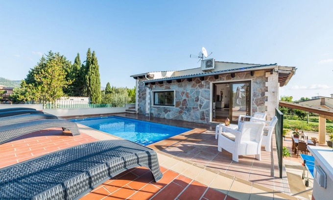 Lloseta Villa | REFUGI DE LES AGUILES - Villa for 6 people in Lloseta.