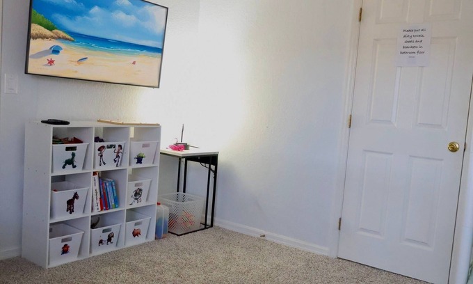 Regal Palms House | Regal Getaway at Resort w/Pool, Slide & Spa – Pet Friendly