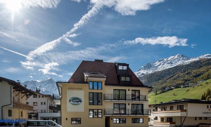 Soelden Apartment | Regina's Well-Apart