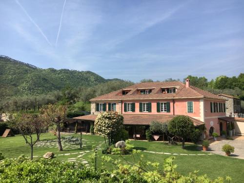 Ortovero Hotel | Relais Borgofasceo