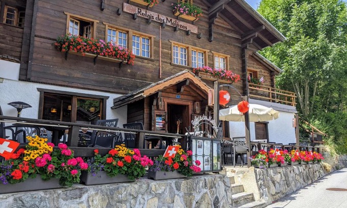 Lauenen Bei Gstaad Hotel | Relais des Mélèzes
