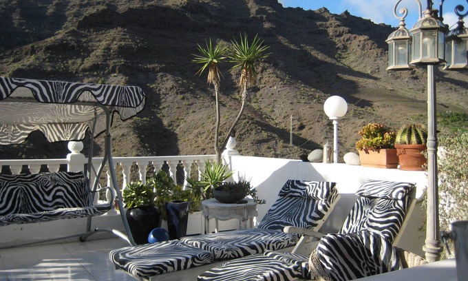 Mogan Apartment | Relax as a couple on the large terrace, view of the mountains, Wi-Fi