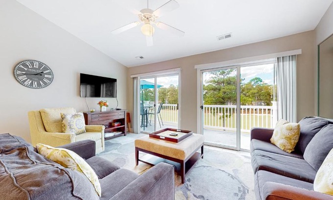 Calabash Apartment | Relax at Middleton
