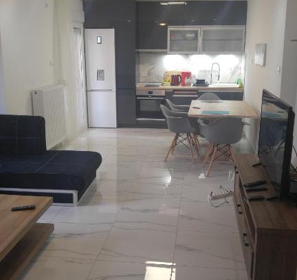 Kalamaria Apartment | Relax in 90sqm close to Airport ,Shoping,Embriolab Seaside