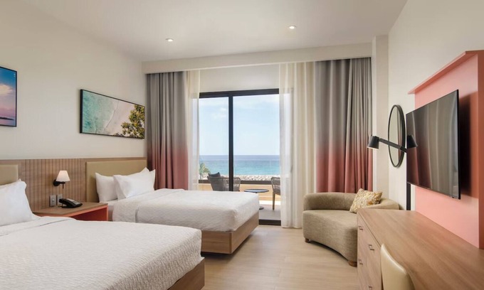 La Romana Hotel | Relax in a Modern Room w/Pool Access, Stunning Ocean Views & Free Parking