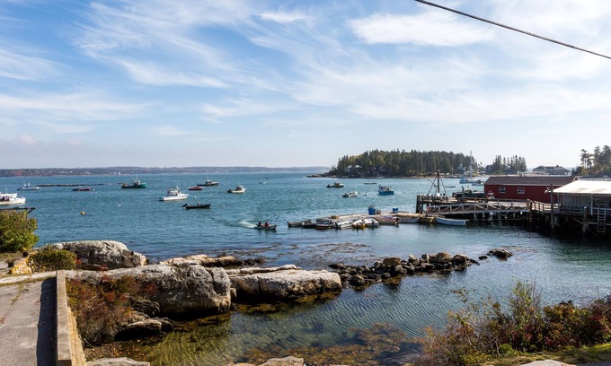 Five Islands Cottage | Relax over looking the quaint Five Islands Harbor in Georgetown Maine