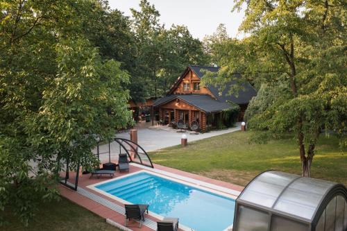 Nymburk District Cabin | RelaxClub Kersko