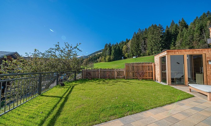 Schonbach Apartment | Relaxed time out with terrace, garden and sauna