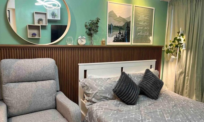 Quezon City Apartment | Relaxing and Cozy Unit at The Residences