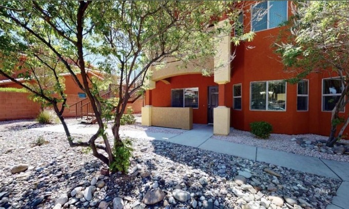 Mesquite Condo | Relaxing Desert Getaway, 2 Bed Condo- All New Floors!