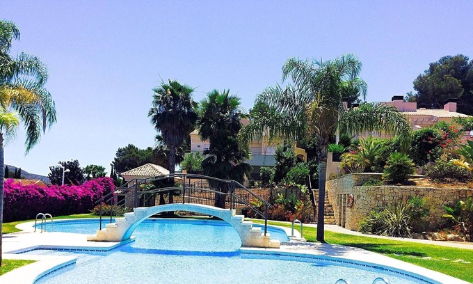 El Tesoro Villa | Relaxing, family - friendly 4 Bedroom villa surrounded by delightful gardens.