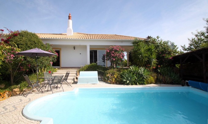 Olhao Villa | Relaxing family retreat with heated private pool & breath taking ocean views