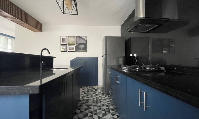 Mar De Sol Apartment | Relaxing Getaway Near The Beach: Cozy 2 Bedroom Apartment