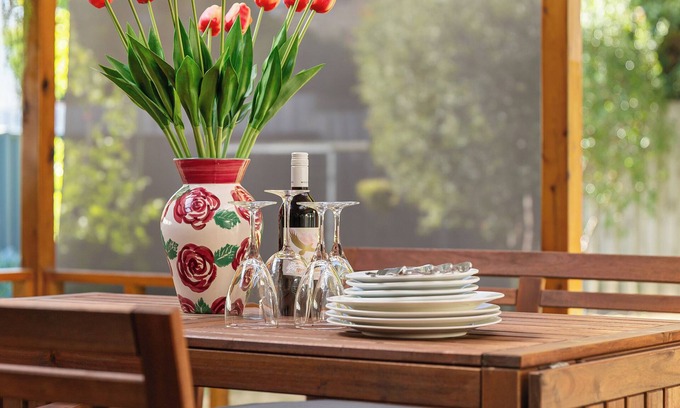 Wantirna House | Relaxing Getaway - Your Home Away from Home