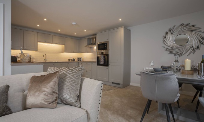 Ambleside House | Relaxing Home with large Terrace by LetMeStay