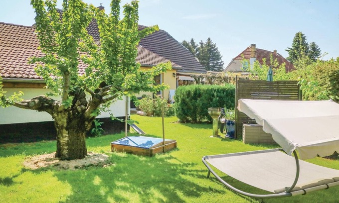 Steffenshagen House | Relaxing in the healthy Baltic Sea air is what the vacation home in Steffenshagen stands for.