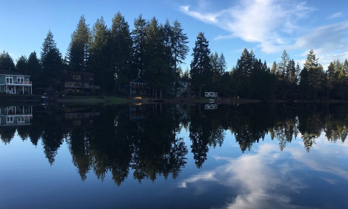 Port Orchard House | Relaxing Lakeside Retreat (not accepting reservations at this time)