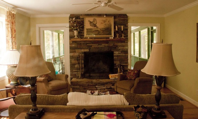 Saluda House | Relaxing Mountain Get Away