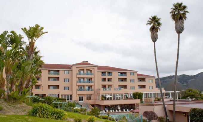 Avila Beach Resort | Relaxing Overnight Stay! 3 Convenient Units, Free Parking, Onsite Pool