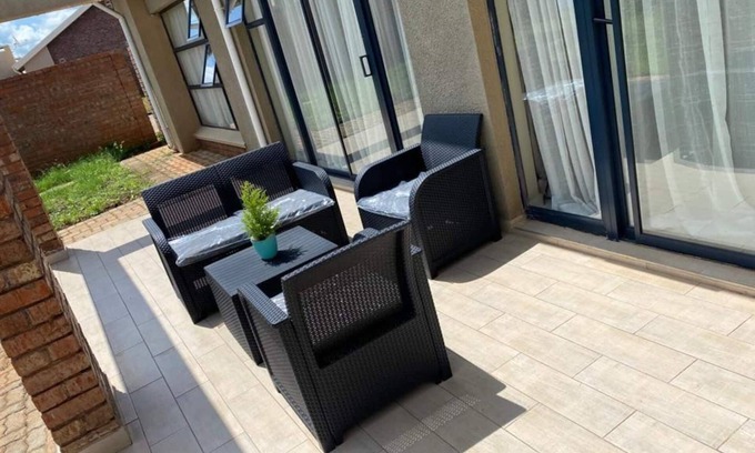 Harare Apartment | Remarkable 2-Bed Apartment in Harare