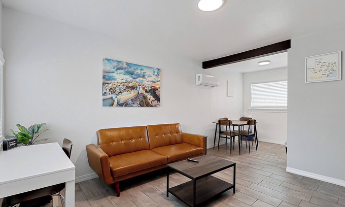 Biggs Field Apartment | Remodeled 1 Bed Apt in Gated Com Unit 2n