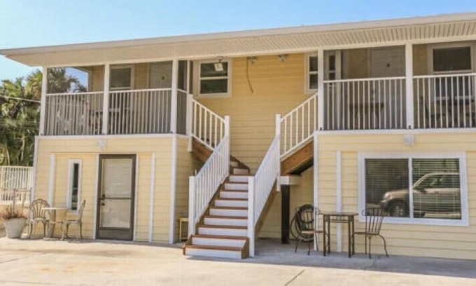 Fort Myers Beach House | Remodeled, cozy beach home only steps to beach, town