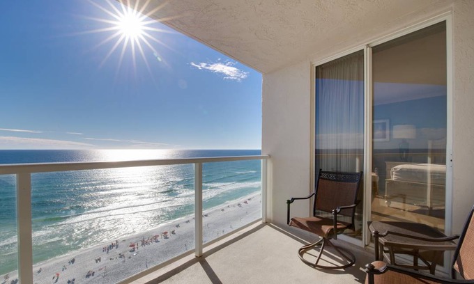 Sandestin Apartment | Remodeled Direct Gulf Views Beachfront Master!