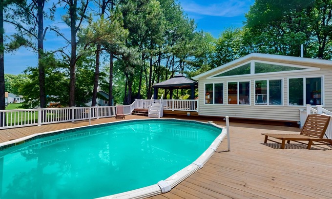 Aspen Hill House | Renovated house with private pool, water access, boat launch, game room & deck