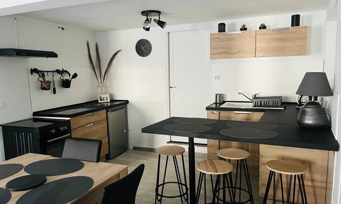 Cuxac-Cabardes House | Renovated old house in the heart of the Montagne Noire