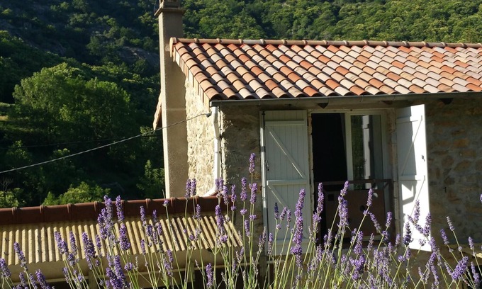 Juvinas House | Renovated stone house private next to river, Welcoming and very well equipped